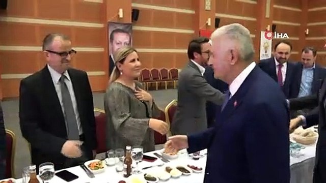 Binali Yıldırım: Öğretmenlere Toplu Taşıma Ücretsiz Olacak