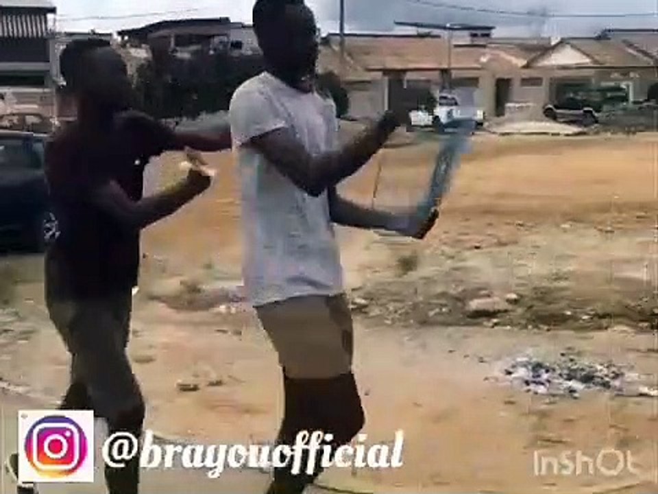 Regardez le nouveau challenge "ParisAbobo" qui fait trembler la Toile. A mourir de rire !