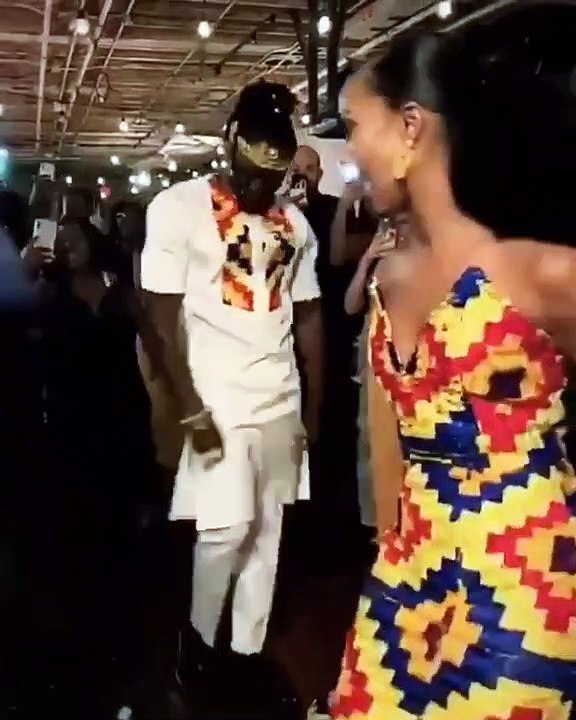 Ce couple très stylé met le feu à leur réception. Admirez !