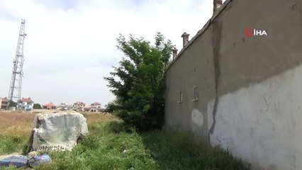 Güvercini yakalamak isterken demir korkuluğun üzerine düşüp yaralandı