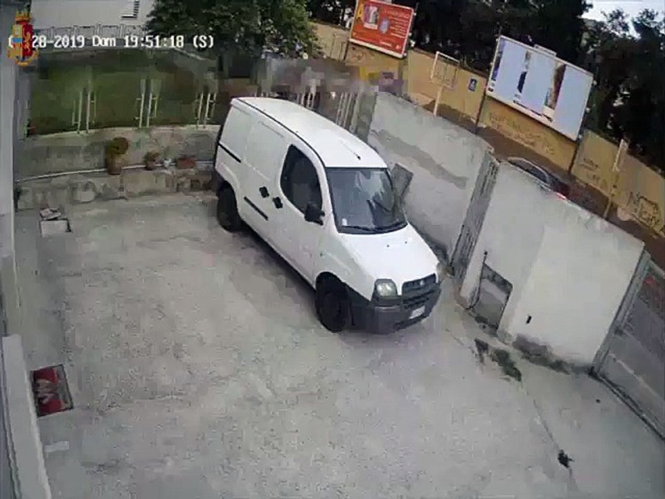 Tentato omicidio a Bari, uomo ridotto in fin di vita. Arrestati gli autori