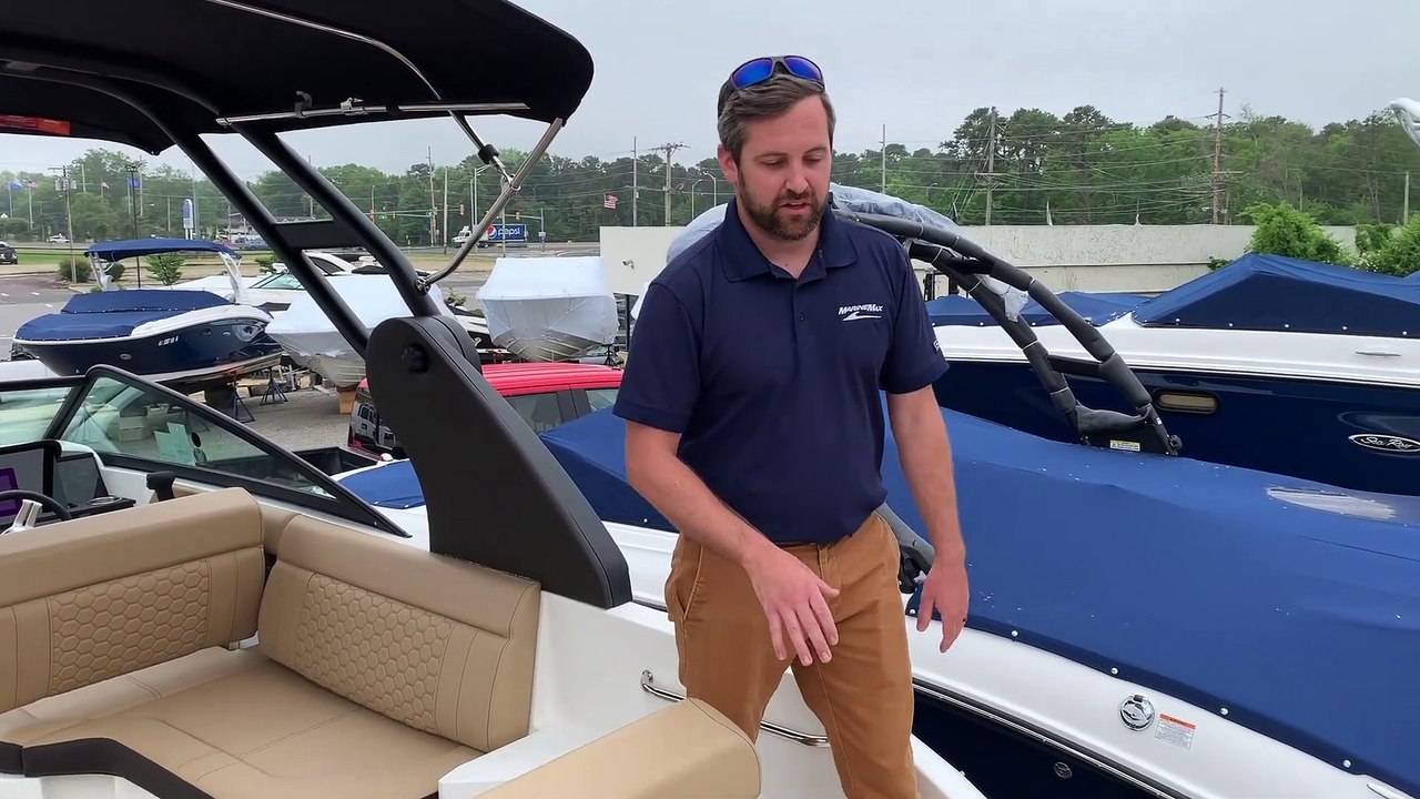 2019 Sea Ray SDX 250 Boat For Sale at MarineMax Brick, NJ