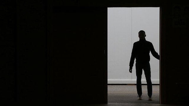 Rimpatri dei migranti irregolari: perché la Svizzera è più efficiente dell'Italia