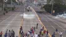Enfrentamientos entre policías y manifestantes en Honduras
