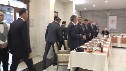 Bakan Dönmez: Akdeniz'de kirli hesapları olanlar bu çılgınlıklarından şimdiden vazgeçsinler