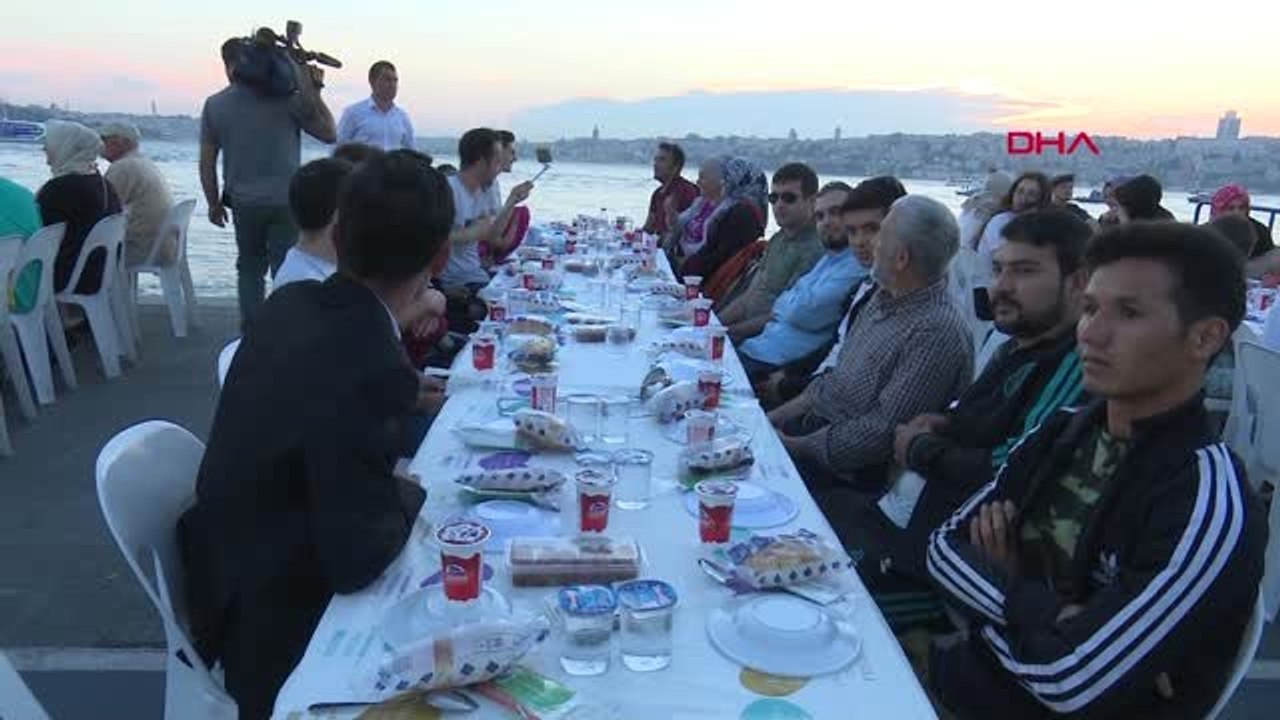 İSTANBUL- ERDOĞAN BÜYÜK ÜSKÜDAR İFTARINDA KONUŞTU