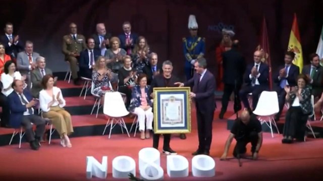Alejandro Sanz recibe el título de Hijo Adoptivo de Sevilla
