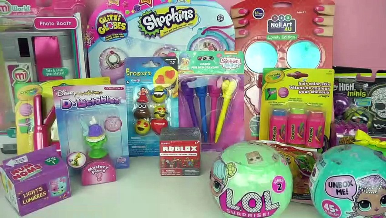 Abriendo Juguetes y Sorpresas de Emojis,  Muñecas LOL Surprise, Balsamos, Crayon de  Pelo, Shopkins