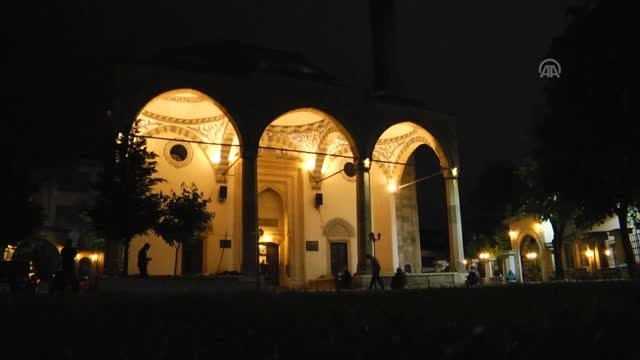 Balkanlar'da Kadir Gecesi coşkusu