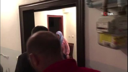 Tarım ve Orman Bakanı Pakdemirli'den çat kapı ev ziyareti