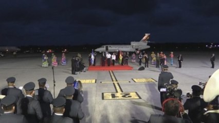 Llegan a El Salvador presidentes de Bolivia, Colombia y Panamá