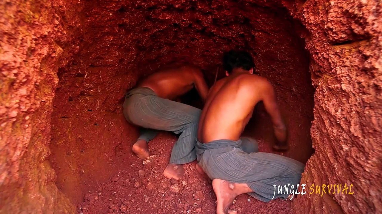 Dig Mountain To Build Underground Cave House Villa and Cave Swimming Pool Part1