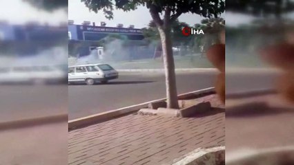 Park halindeki kamyonet alev aldı