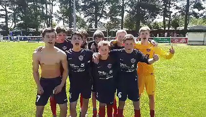 LES U15 AVEC LEURS AINES POUR LA COUPE