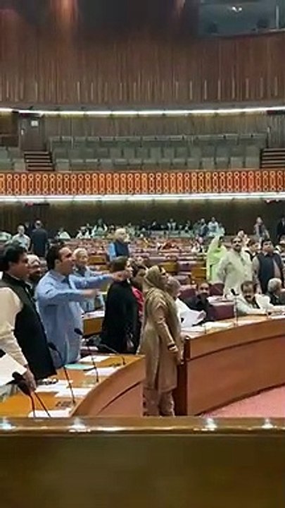 Stupid Defected Bilawal Bhutto Funny Protest In National Assembly Today | Ary News headlines