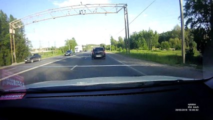 Cyclist Crashes Right In Front of a Car