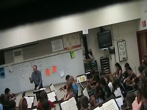 Quand ton prof de musique devient fou et te casse ton violon