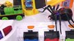 Giant Cockroach & Spider in Tayo the little bus garage Toy Monster Insect Story, Hulk Rescue