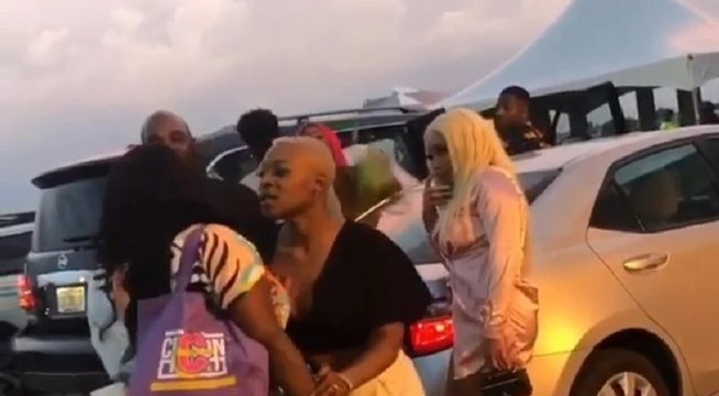 Tokyo Vanity gets into fight with fans who wanted to take a picture with her, at Supa Cent's Crayon Case event, and security had to pull her away #LHHATL