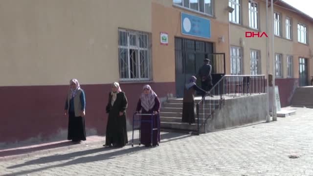 Kırıkkale'nin Keskin ilçesinde oy verme işlemi başladı