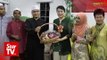 Wife of China’s ambassador to Malaysia treats tahfiz school children a Raya feast