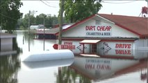 Las lluvias causan históricas inundaciones en EEUU