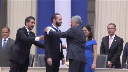 Nayib Bukele es investido presidente de la República de El Salvador