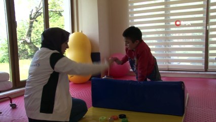 Bir kelime için bin 700 kilometre yol geldiler