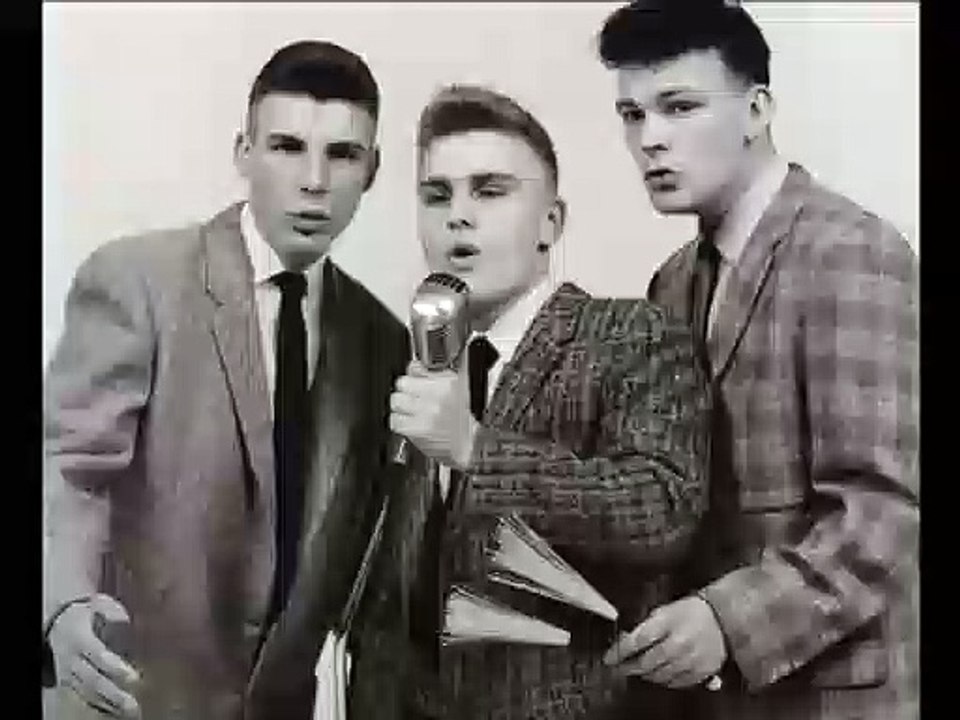 THE KEYTONES Can't Help Fallin In Love
