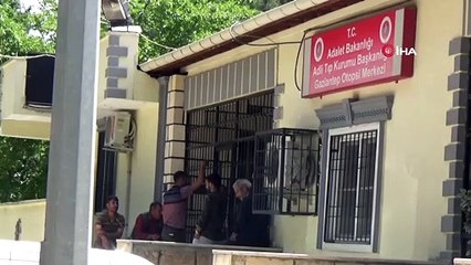 Bakkaldan aldığı çakmak gazını koklayan genç öldü