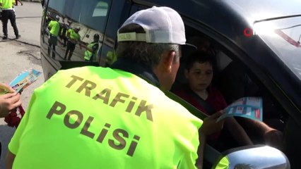 Emniyetten bayram operasyonunda çok sayıda polis görev aldı