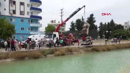 MERSİN Otomobil kanala uçtu, sürücü ağır yaralandı
