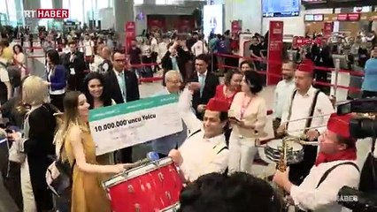 İstanbul Havalimanı'nda 10 milyonuncu yolcuya sürpriz