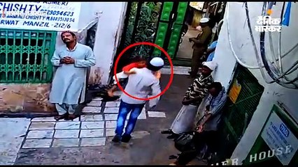 दरगाह परिसर से तीन साल की बच्ची का अपहरण