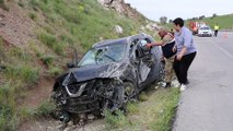 Sivas-Erzincan karayolunda kaza: 2’si ağır 4 yaralı