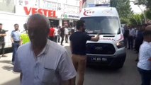 Elbistan'da omuz atma kavgası: 2 yaralı