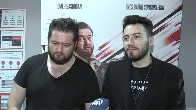Enes Batur Gerçek Kahraman filminin Ankara galası yapıldı