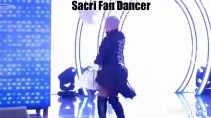 Sacri Fan Dancer y sus abanicos en el Concurso del año¿acertaran su edad?