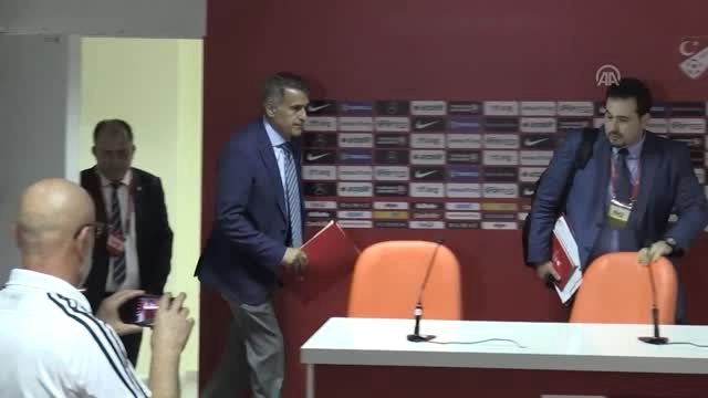 Şenol Güneş: Bu oyun temposu, bu oyun yapısı Fransa için yeterli değil