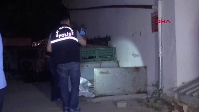 KARAMAN Market çalışanı, yük asansörü ile duvar arasında sıkışıp, yaşamını yitirdi
