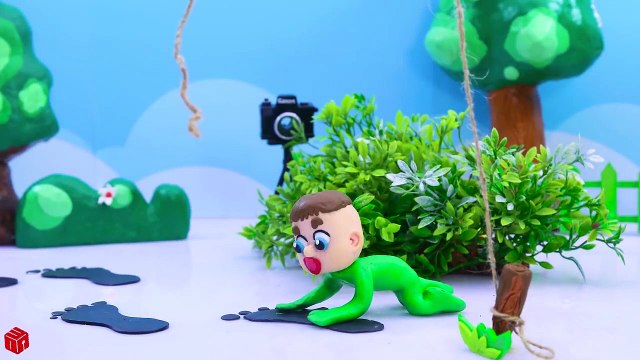 SUPERHERO BABY STOPS WILD BIG WOLF Cartoons Play Doh Stop Motion