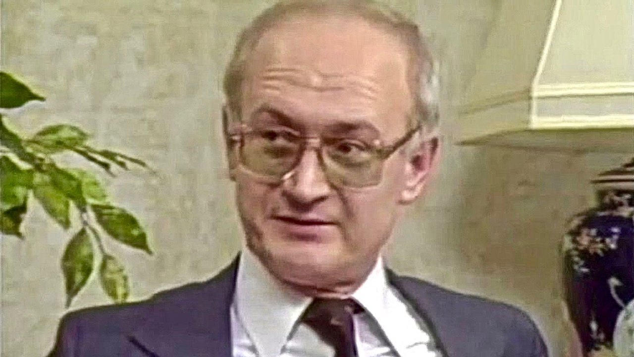FASCINATING - KGB Defector Yuri Bezmenov reveals Russian Subversion Tactics - Full Interview