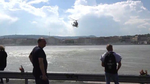 [헝가리 유람선 사고] CCTV 추가 공개... 우리 관광객 모습도 포착 / YTN
