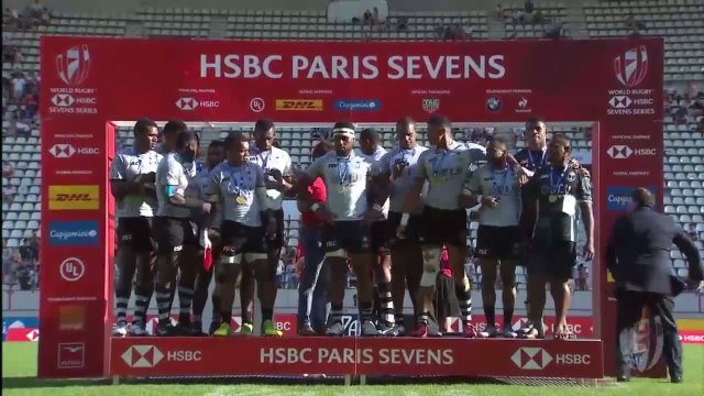 Fiji lift the trophy at the HSBC Paris Sevens