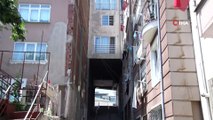 Karadeniz fıkrası gibi apartman: 5 katlı apartmanın altından sokak geçiyor