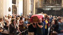 Los restos de José Antonio Reyes llegan a la Iglesia de Santa María de Utrera