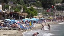 Kuşadası’nda tatilciler bayram keyfine devam ediyor