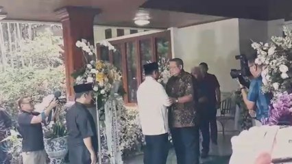 Prabowo Kunjungi Kediaman SBY di Cikeas