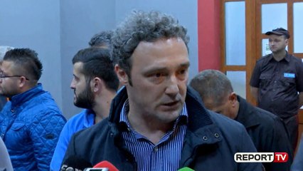 Ish deputeti demokrat deklaratë kontradiktore nga spitali Policët nuk janë plagosur, bëjnë show