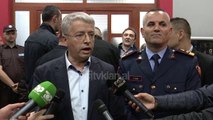 Ministri i Brendshem viziton policet e plagosur